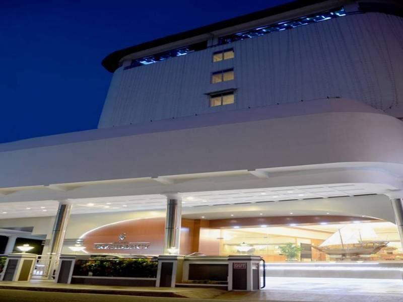 Presidency Kochi City Centre Exterior foto